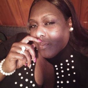 Meet your Posher, Yolanda